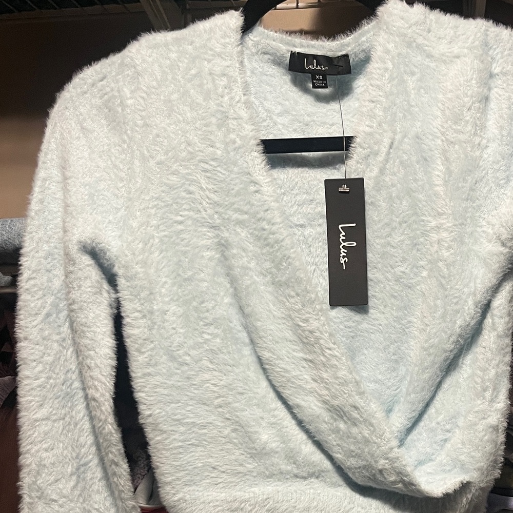 NWT Lulu's Snuggly Statement Light Blue Eyelash Knit Surplice Sweater Women’s XS - Picture 13 of 14